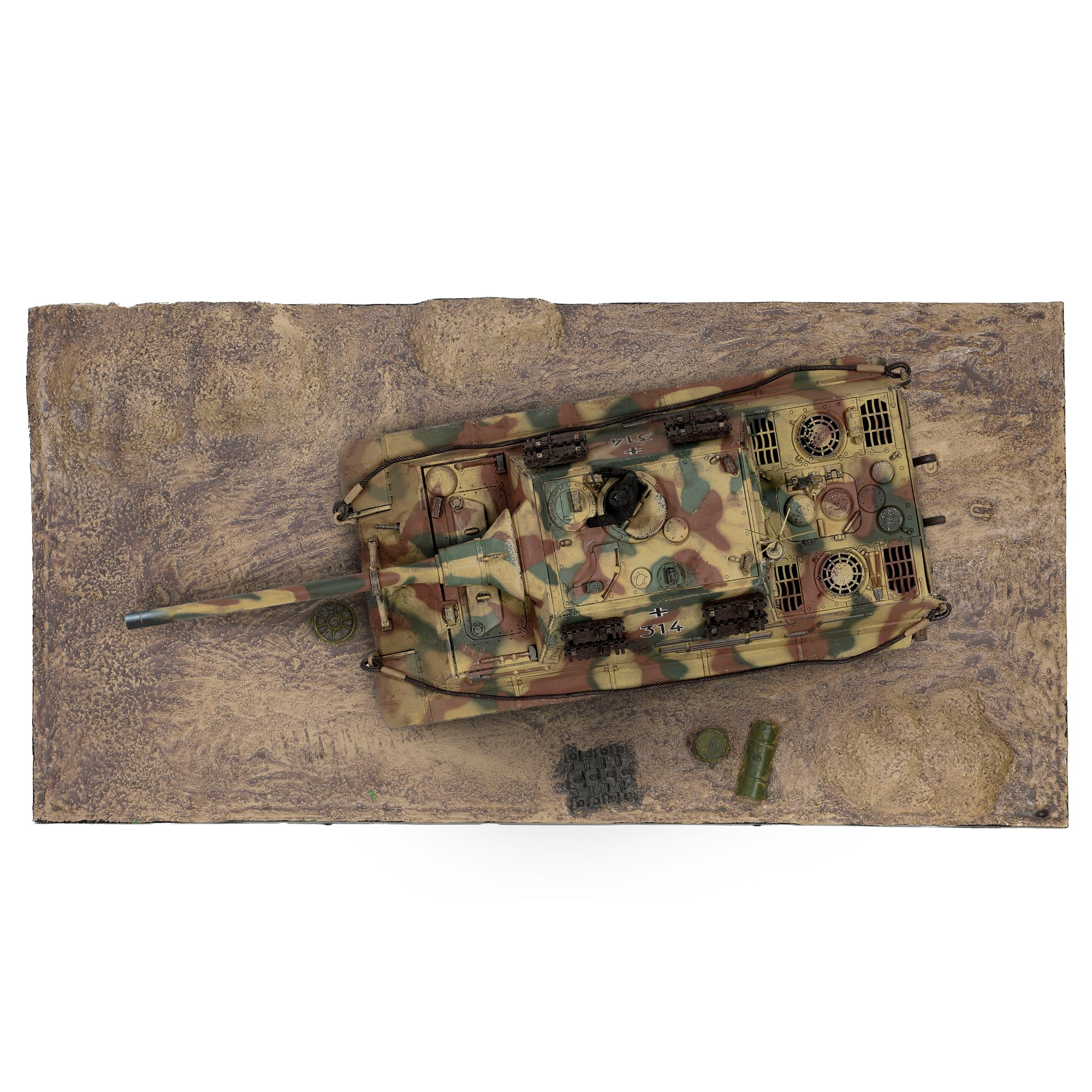 德军歼击车 "猎虎" 配保时捷悬挂系统 (包括一个士兵公仔)