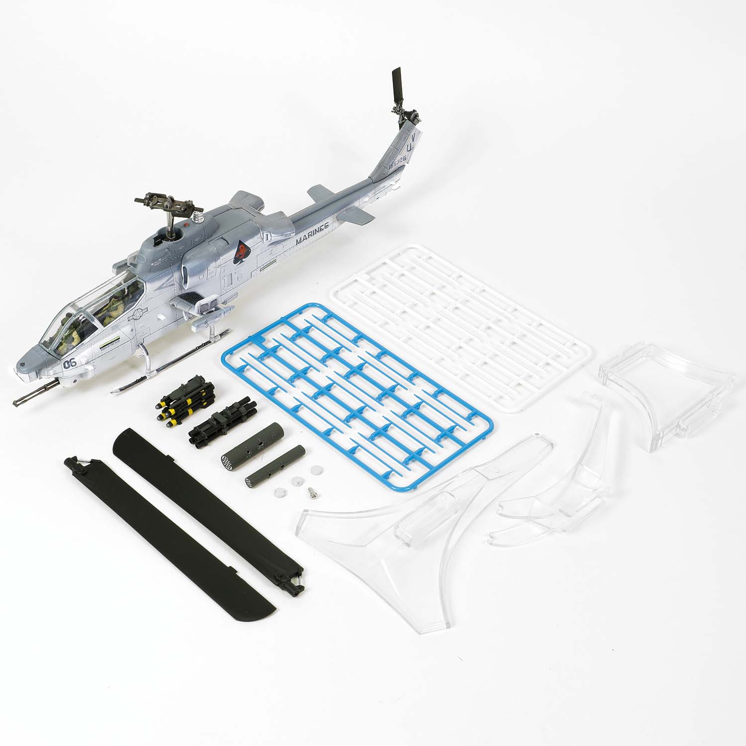 贝尔AH-1W 威士忌眼镜蛇直升机 (NTS排气喷嘴)