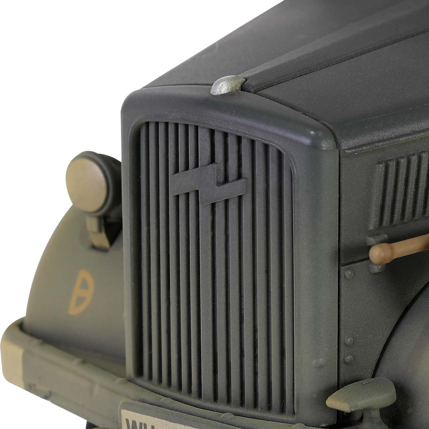 欧宝“闪电”3.6-6700A型Kfz.305救护卡车 (国防灰色涂装RAL 7021)