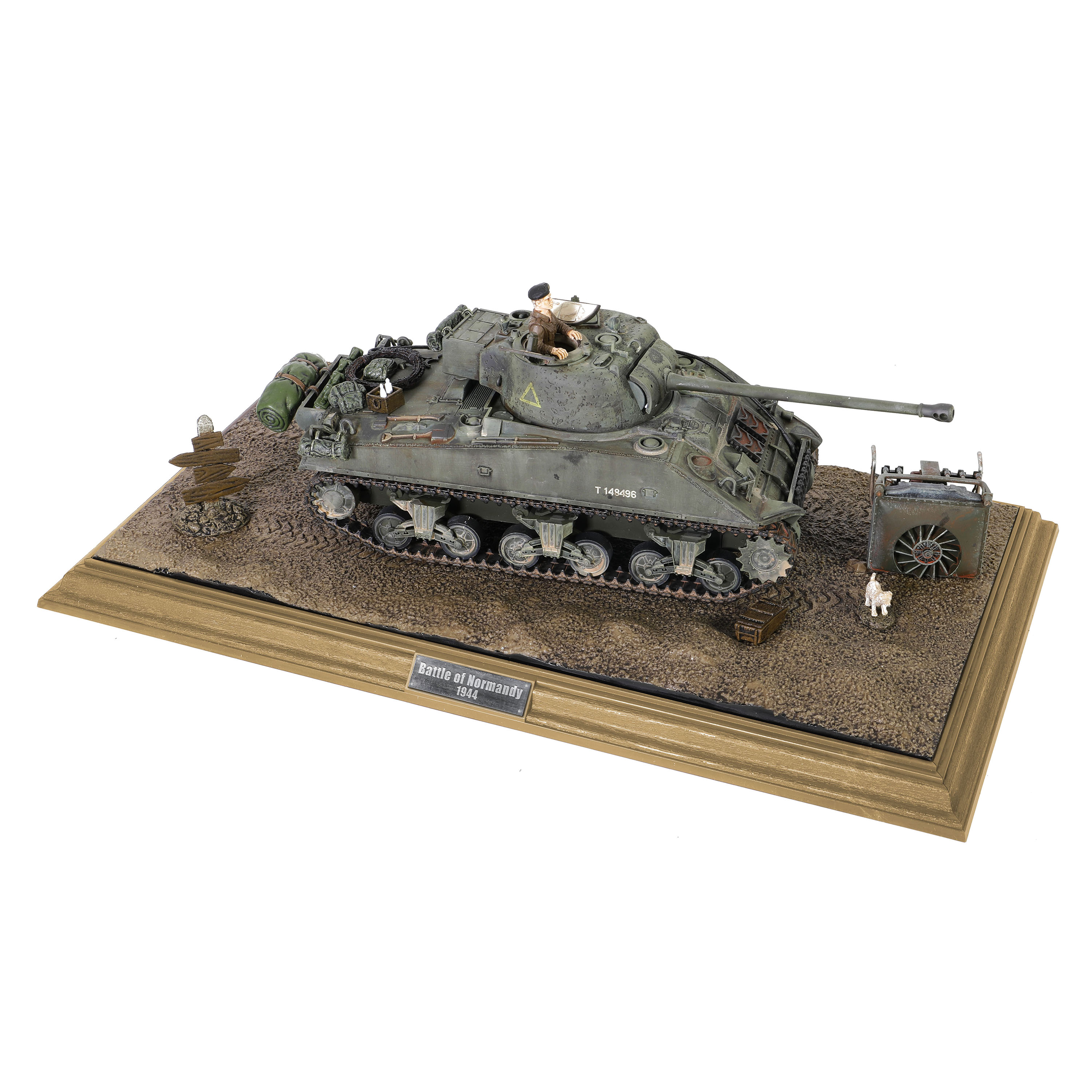 1:32 比例裝甲戰車系列 - 胡桃木木紋框展示台 + 3個名牌