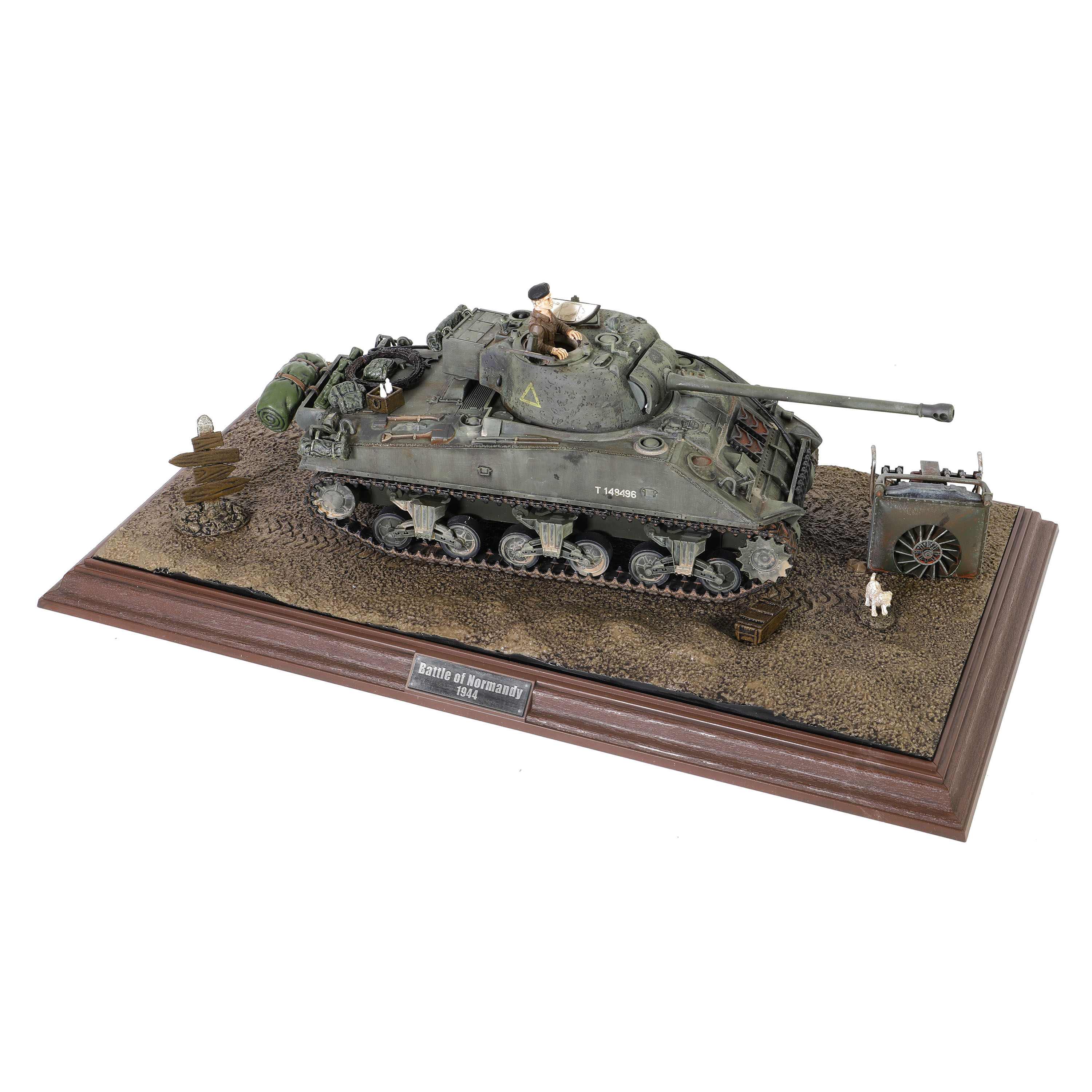 :32 比例裝甲戰車系列 - 桃花心木木紋框展示台 + 3個名牌
