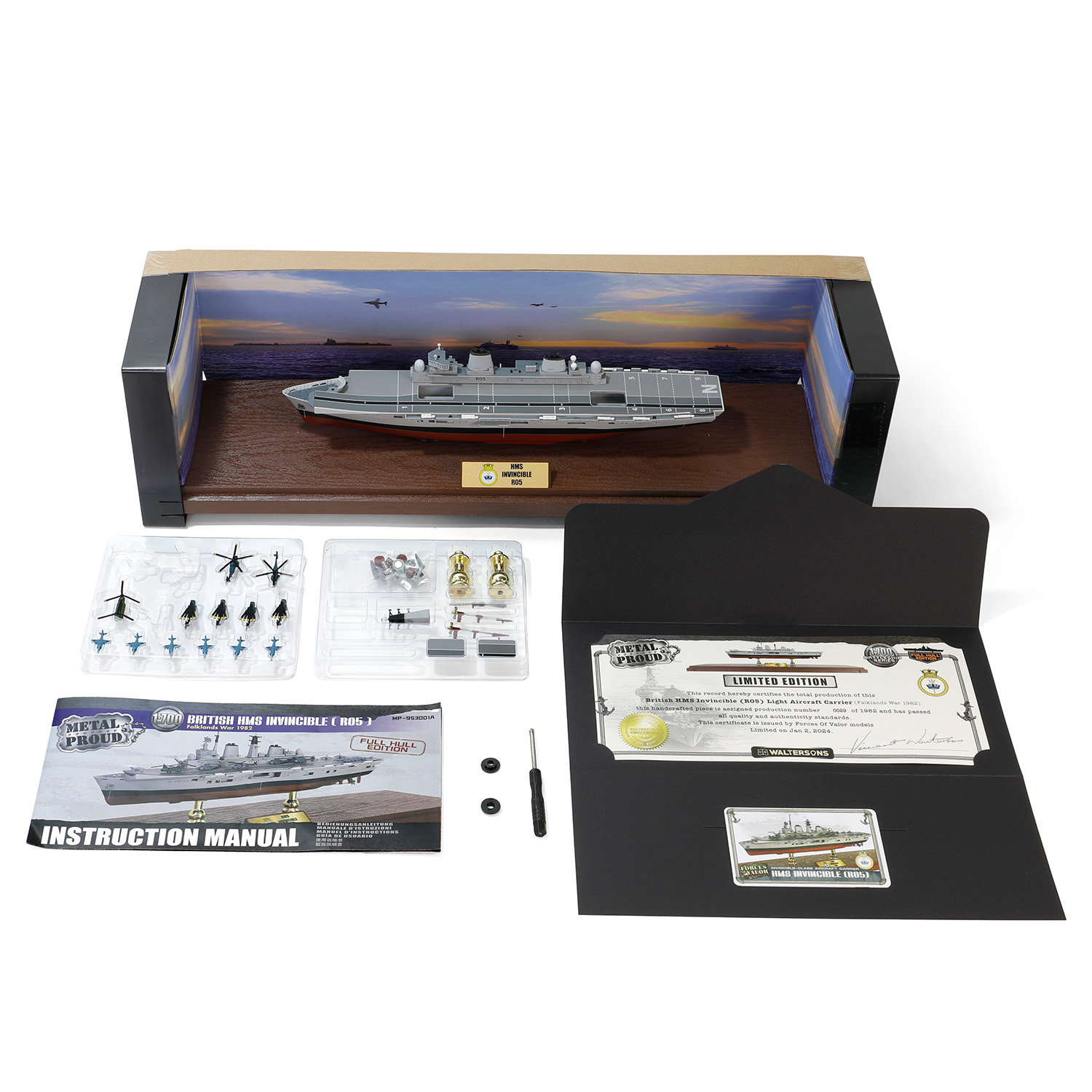 HMS Invincible (R05) light aircraft carrier - Full Hull edition