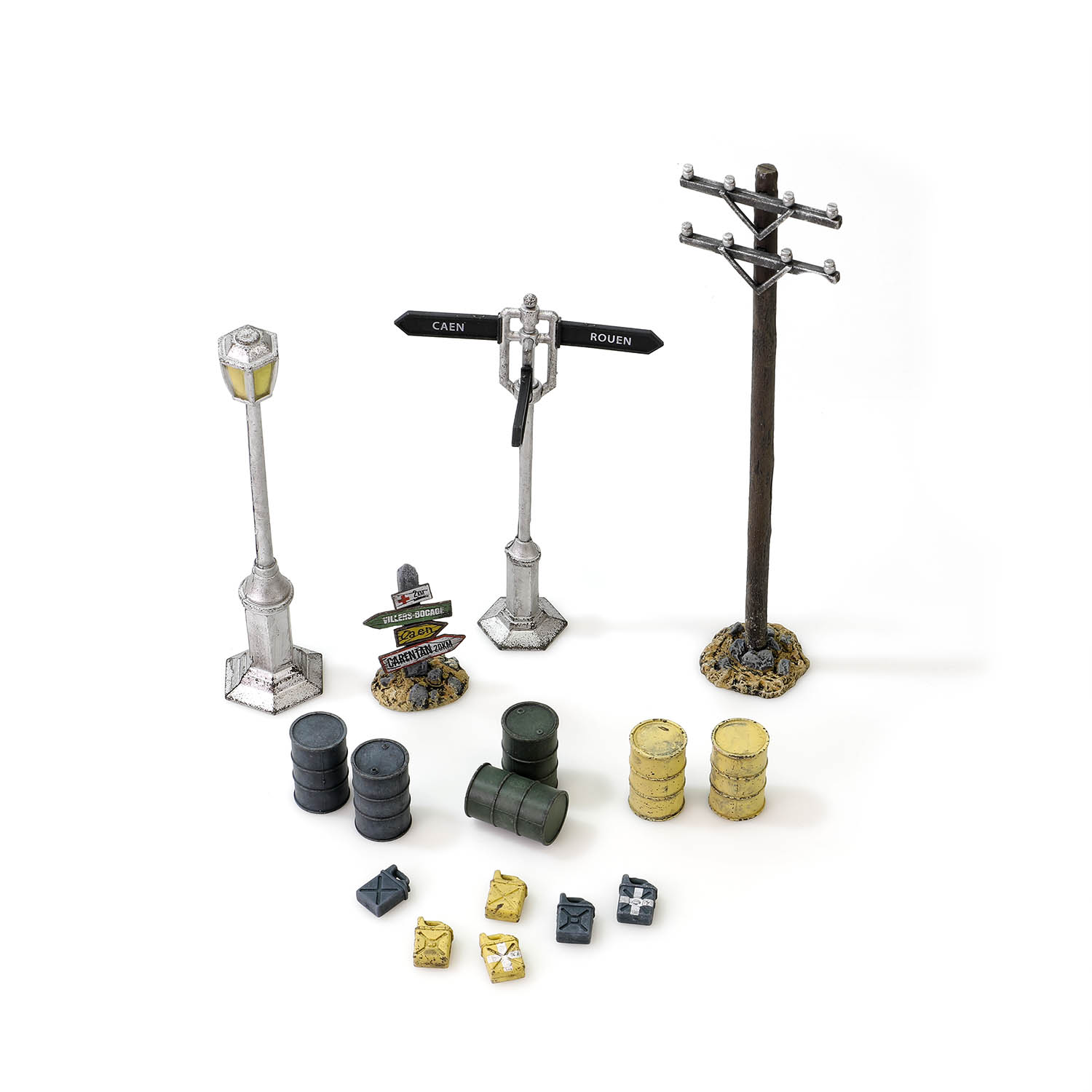 二戰場景佈置配件系列 - 路標與油桶套裝