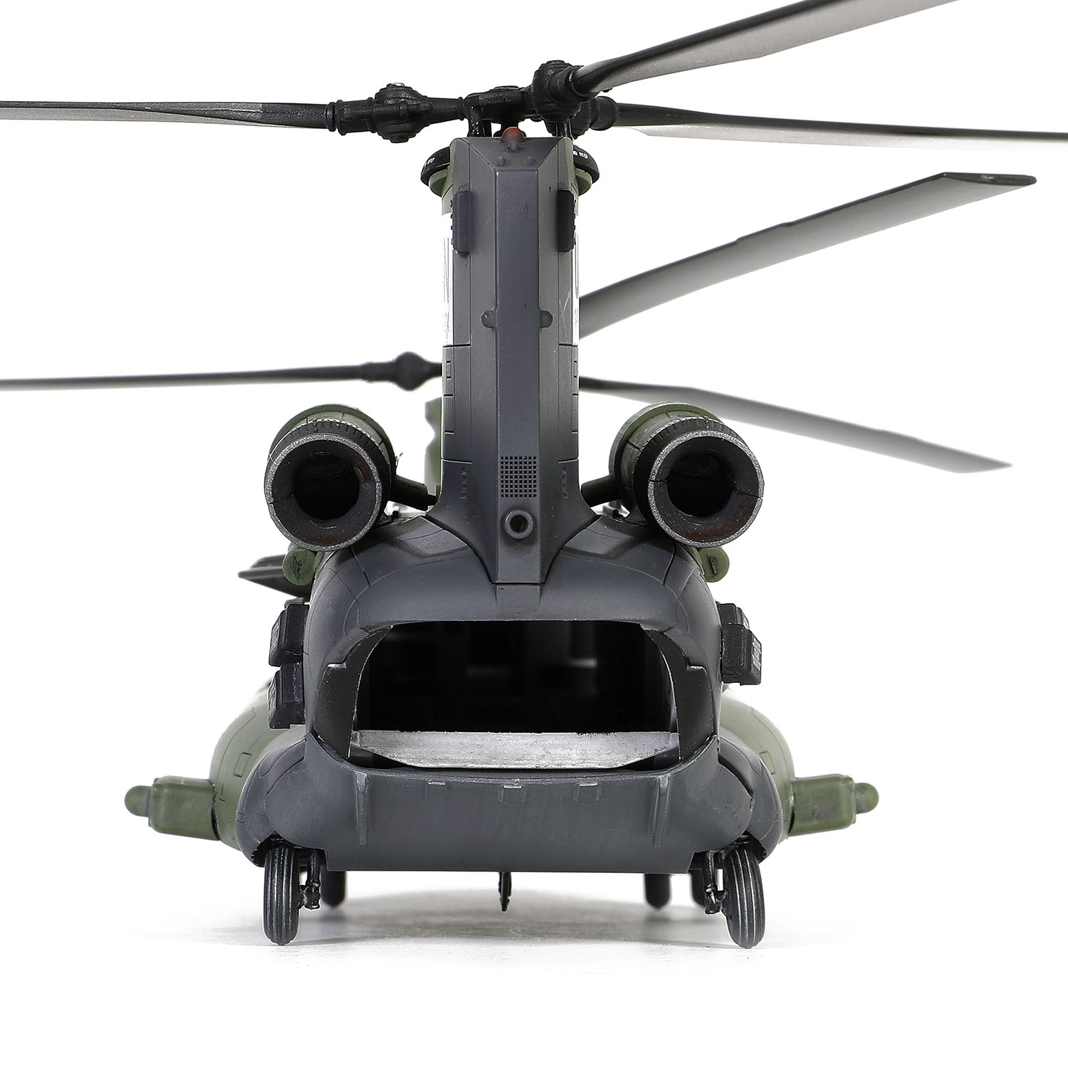 加拿大皇家空軍波音 CH-147F 奇努克雙旋翼重型直升機